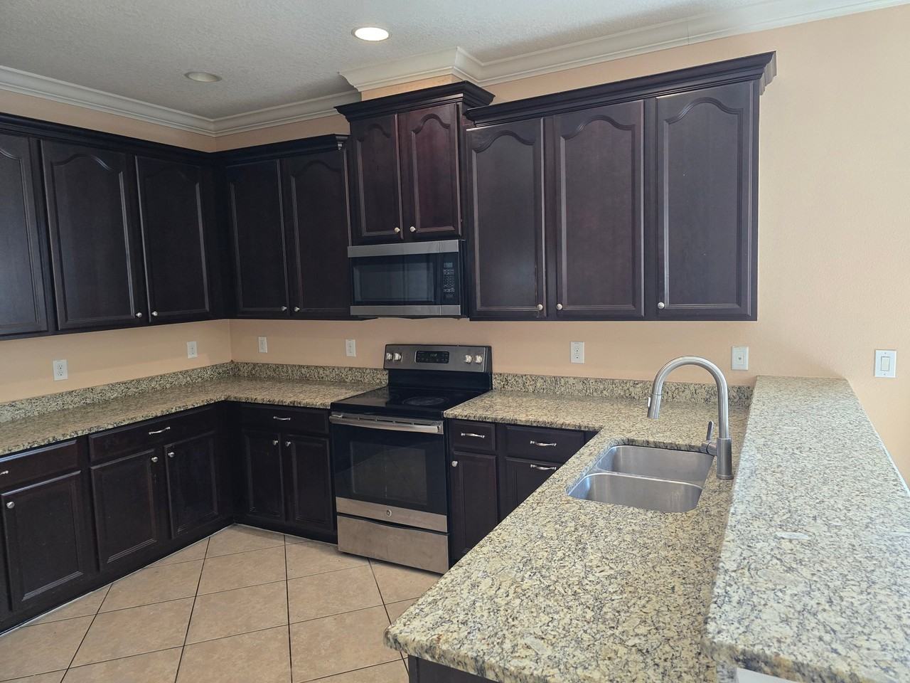 7802 Tuscany Woods Dr - Photo 6 of 18