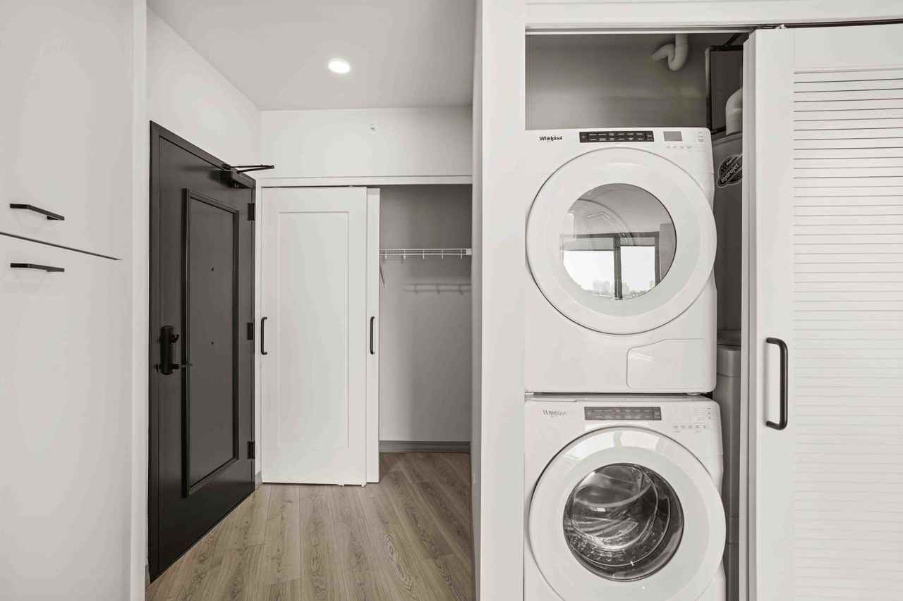 2162 N Elston Ave - Photo 7 of 16
