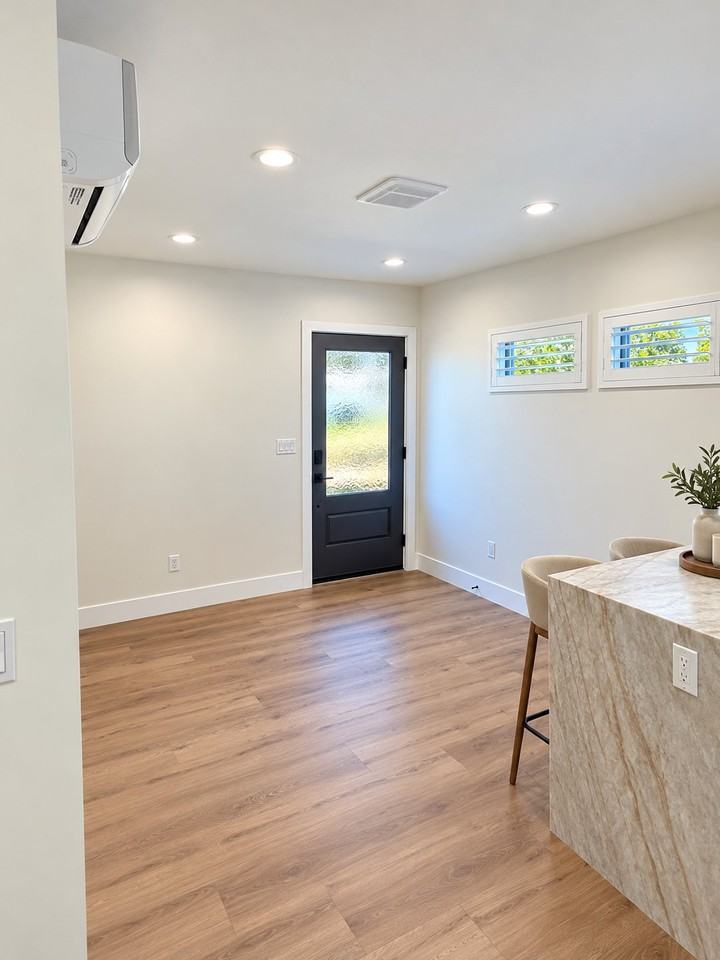 22912 1/2 Magnolia Glen Dr - Photo 2 of 17