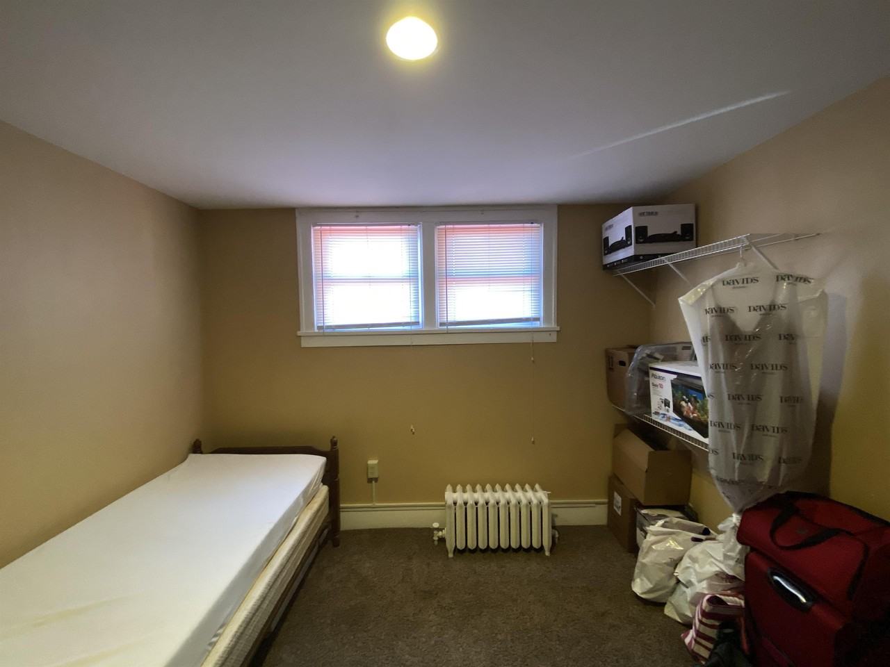 905-909 Gompers Avenue - Photo 6 of 50