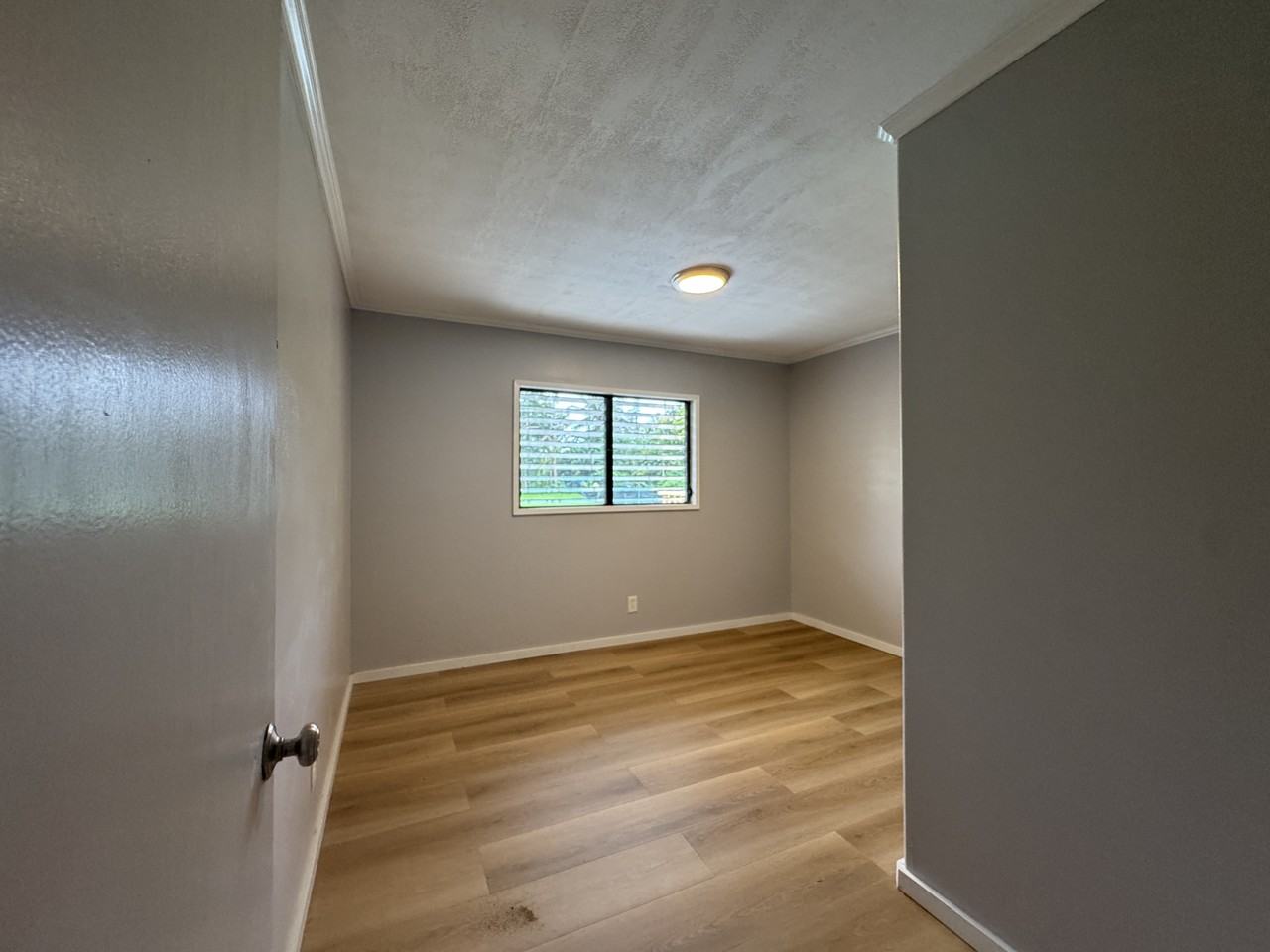 15-1786 29th ave - Photo 5 of 27
