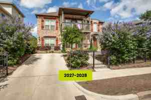featured image of 2714 Merida Ave #2714