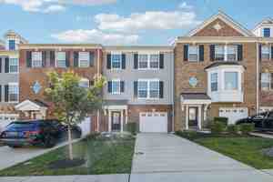 featured image of 9123 Fox Stream Way #1