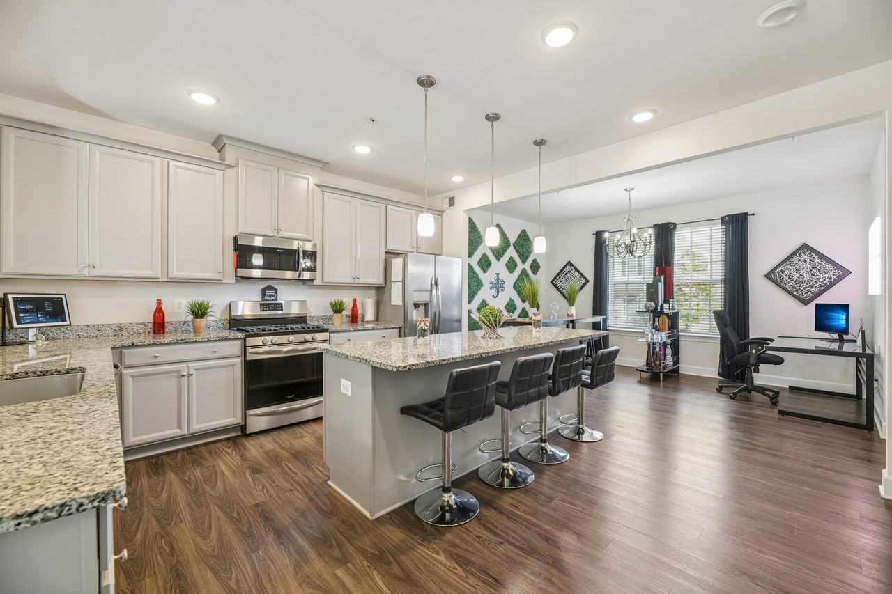 9123 Fox Stream Way #1 - Photo 5 of 45