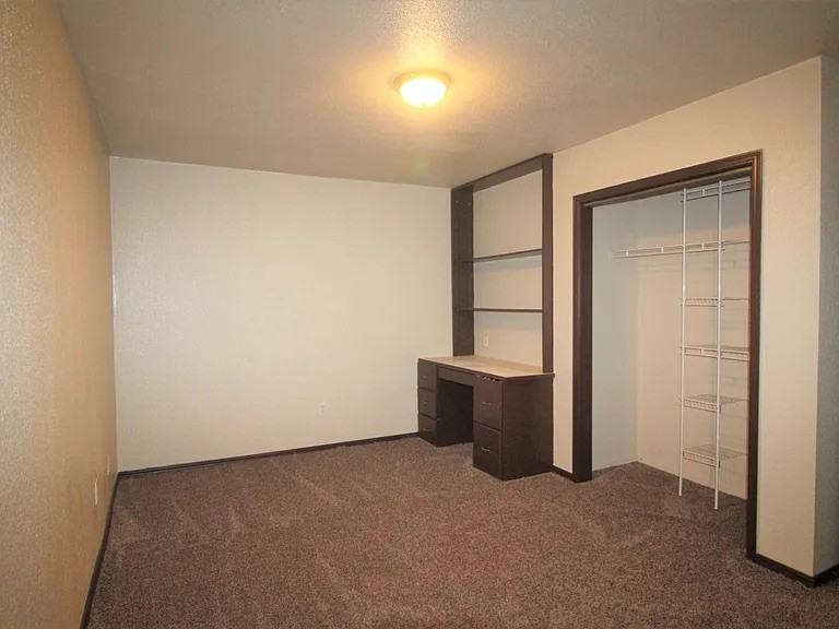 1409 Sw 60th St #1 - Photo 6 of 14