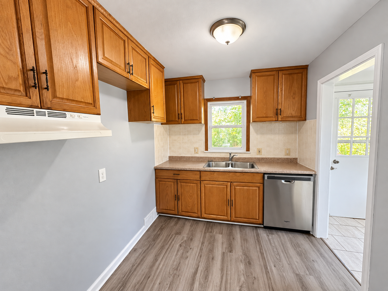 29744 Balmoral St #1 - Photo 4 of 22