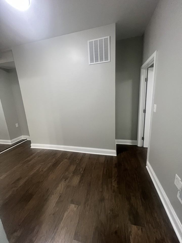 2513 Francis St #1 - Photo 7 of 30