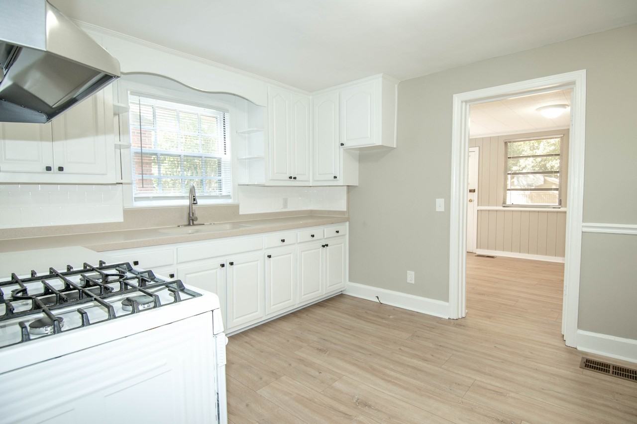 113 Arden Rd #1 - Photo 7 of 27