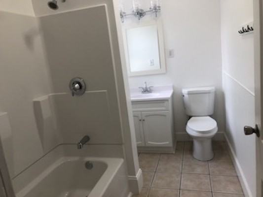 1711 E 5th St #1 - Photo 2 of 11