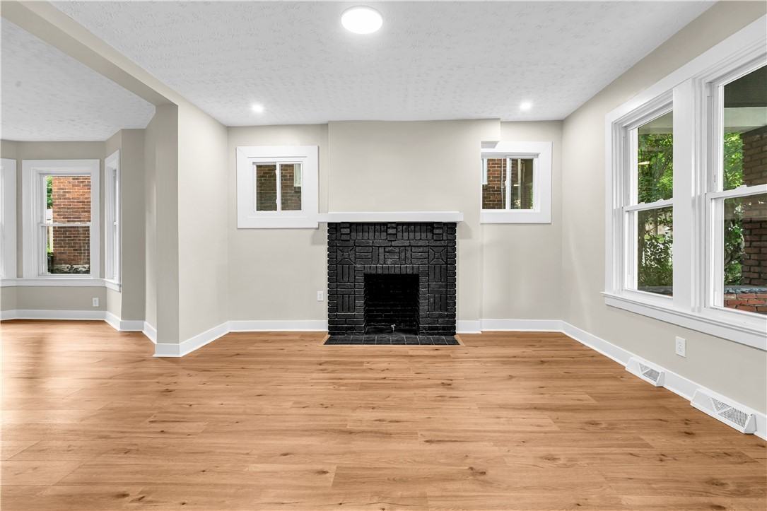 1547 Clairtonica St #1 - Photo 3 of 11