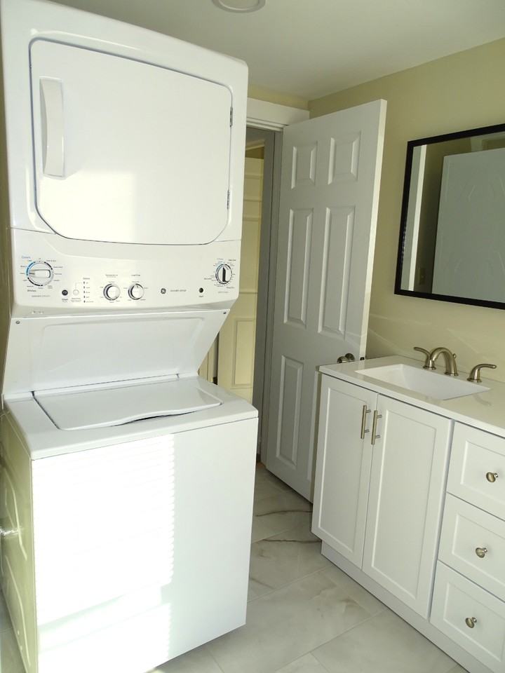 303 Bishop St #2 - Photo 5 of 20