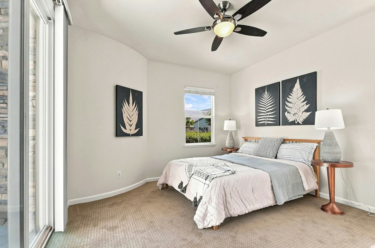 749 Ellerbrook St - Photo 4 of 33