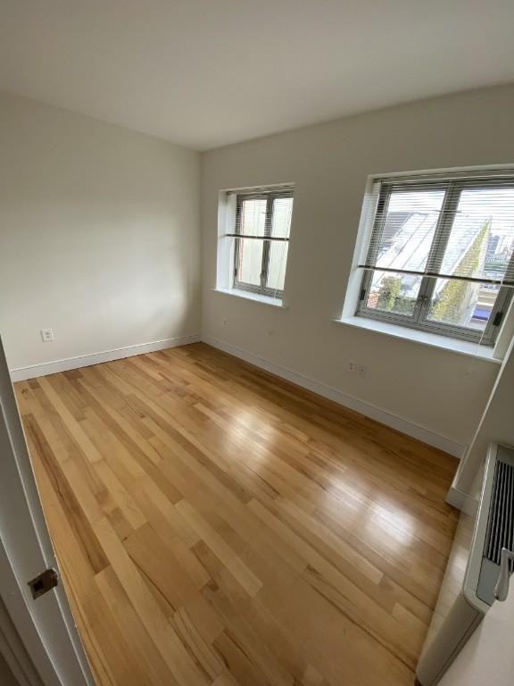 246 Front St - Photo 2 of 6