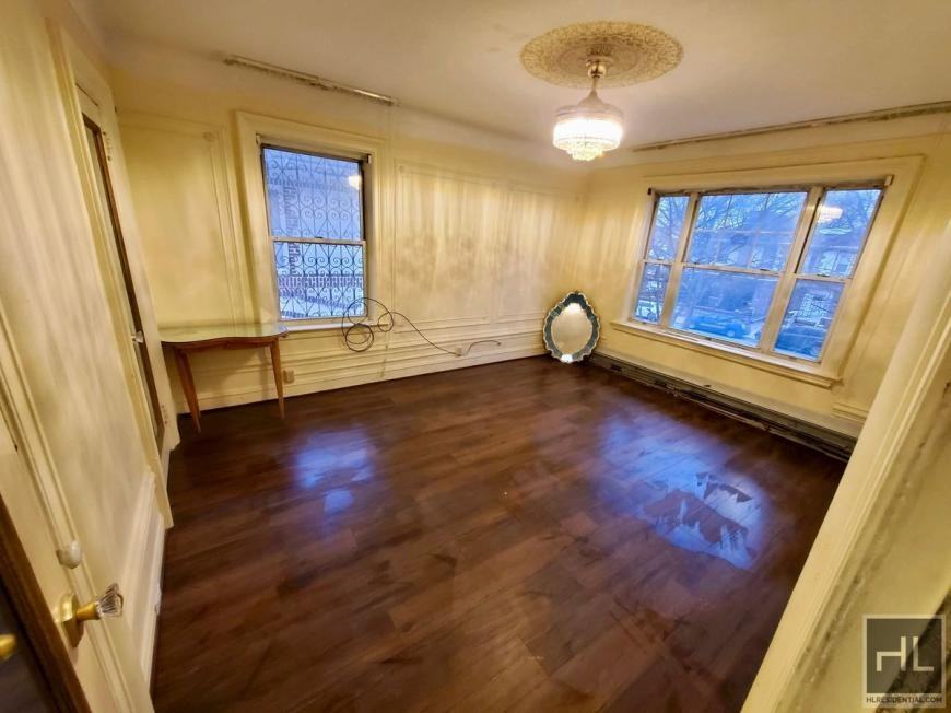 8015 21st Ave - Photo 6 of 10