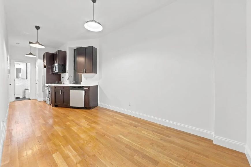 354 State St - Photo 2 of 5