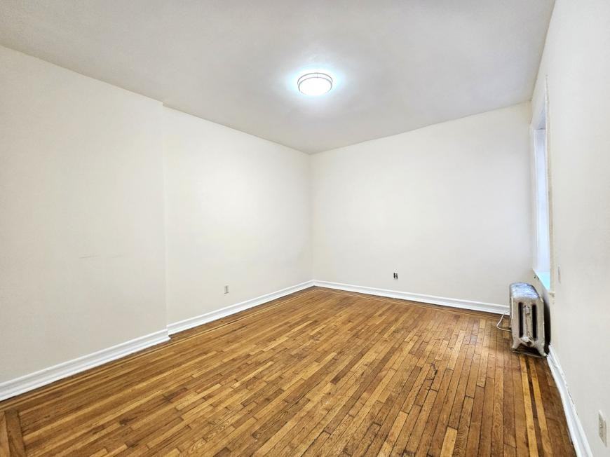 536 Fort Washington Ave - Photo 3 of 10