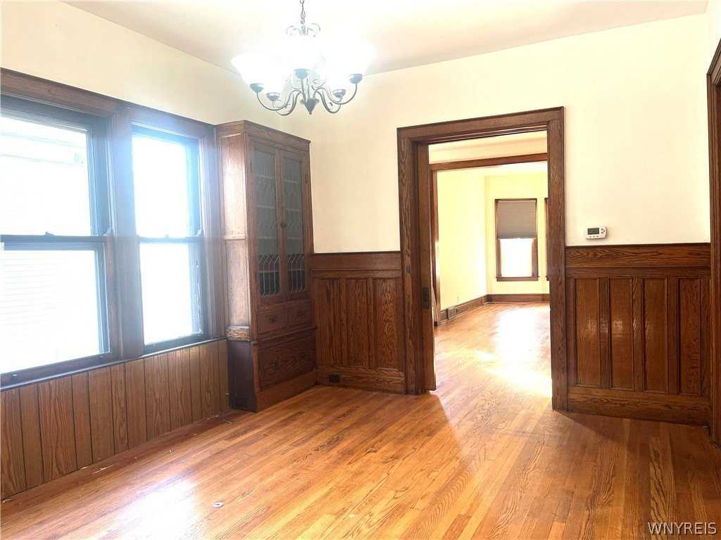 107 Claremont Ave - Photo 6 of 22