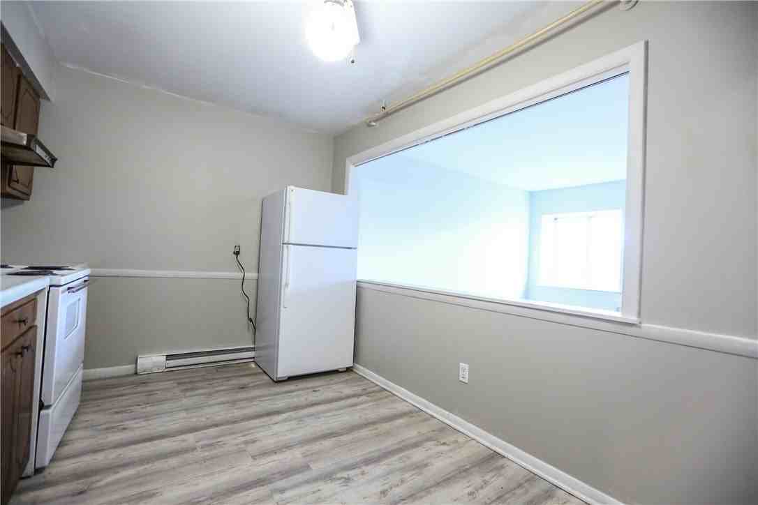 400 Main St #A7 - Photo 5 of 17