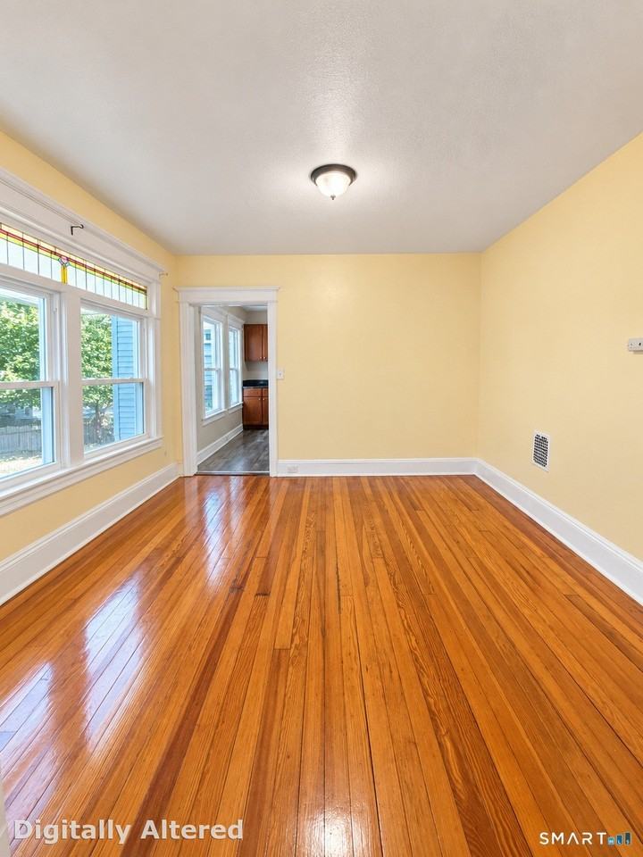 748 Boston Ave #2ndFL - Photo 7 of 30