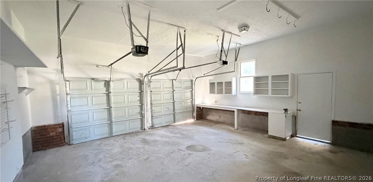 609 Lufkin Cir - Photo 2 of 28