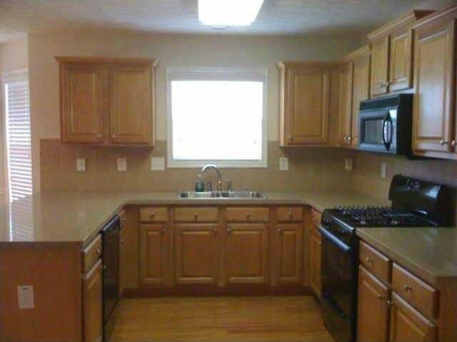 3555 Stoneleigh Run Dr #3555 - Photo 6 of 9