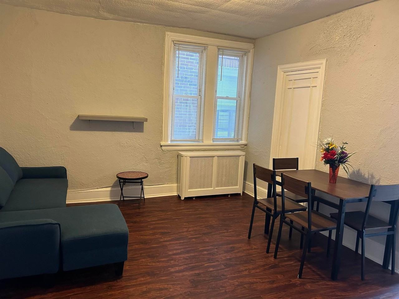 33 S Iowa Ave - Photo 4 of 15