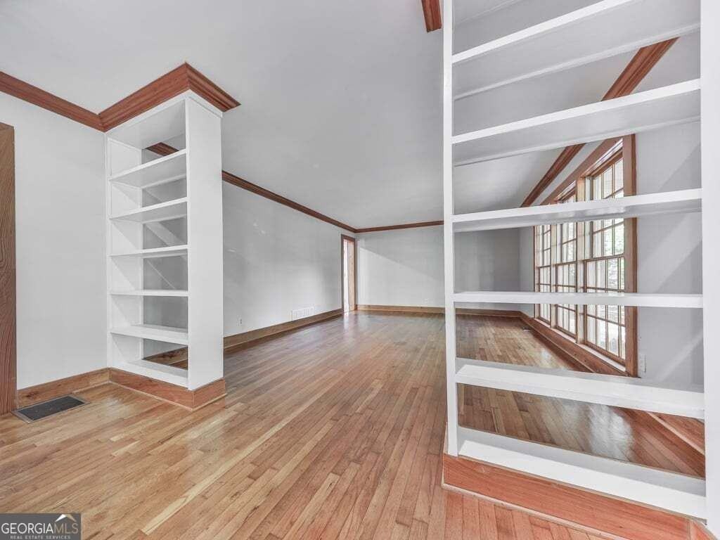 721 Blackwell Cir - Photo 5 of 17