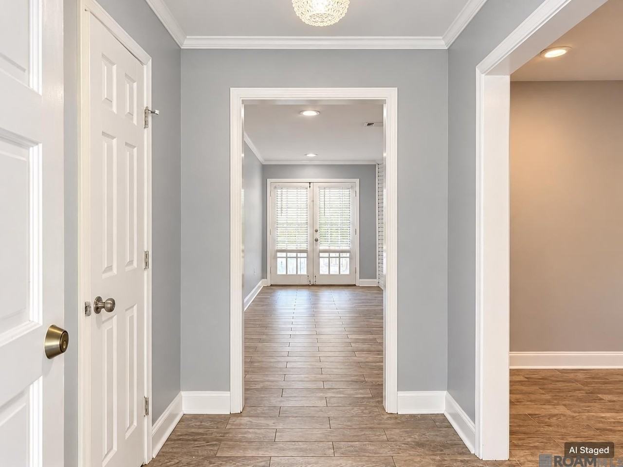 11008 Major Oak Dr - Photo 4 of 30