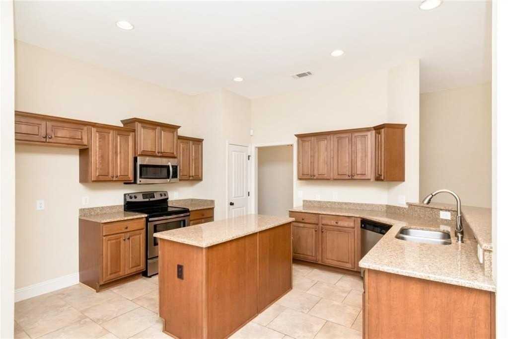 8685 Crabtree Pl - Photo 6 of 23