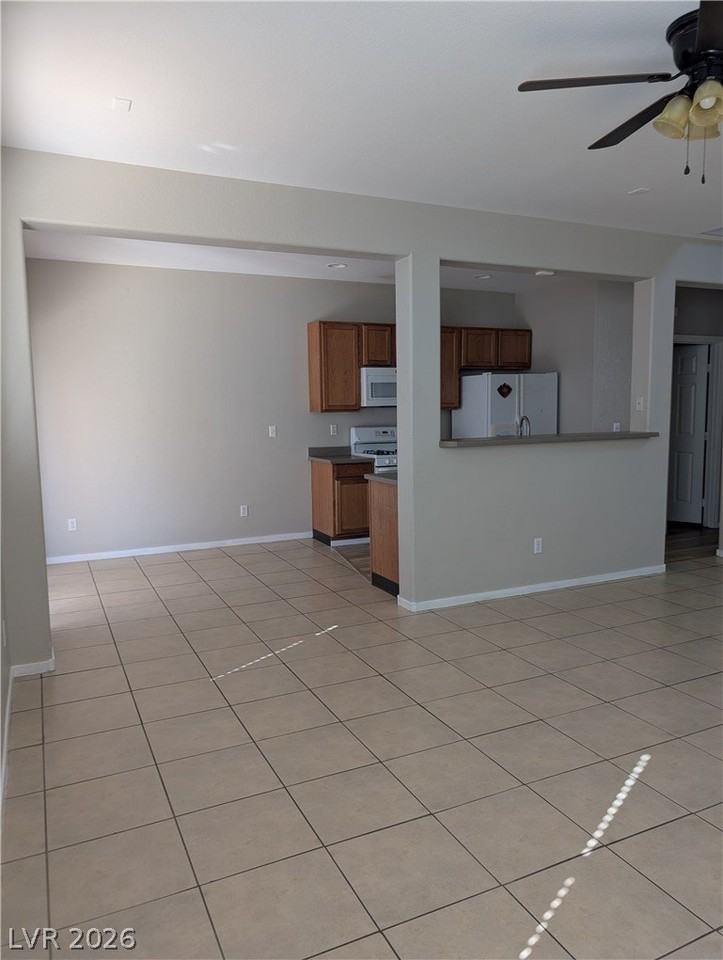 6399 Azurelyn Ave - Photo 4 of 15