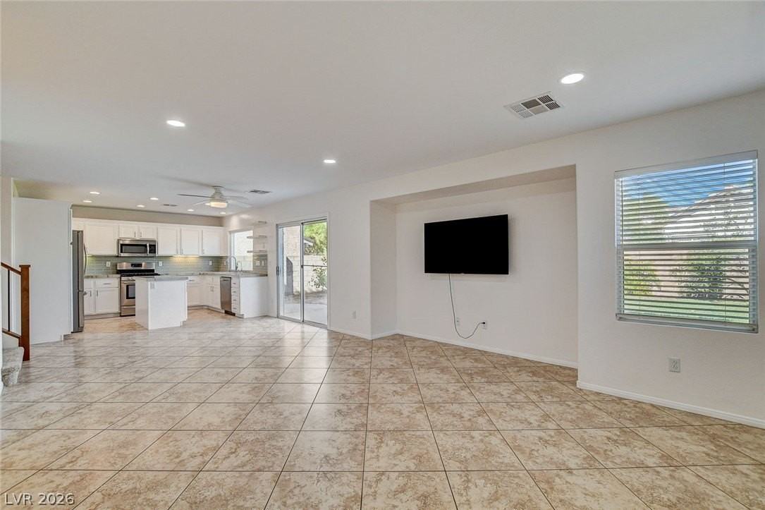 10424 Trailing Dalea Ave - Photo 7 of 50