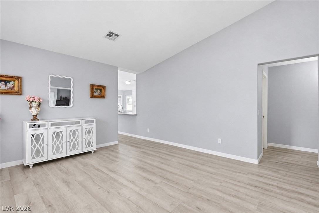 10250 Sun Dusk Ln - Photo 5 of 49