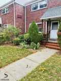15-08 Plaza Rd Apt A #A - Photo 1 of 1