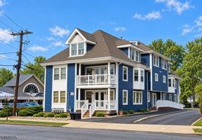 featured image of 1030 South Ave W #3