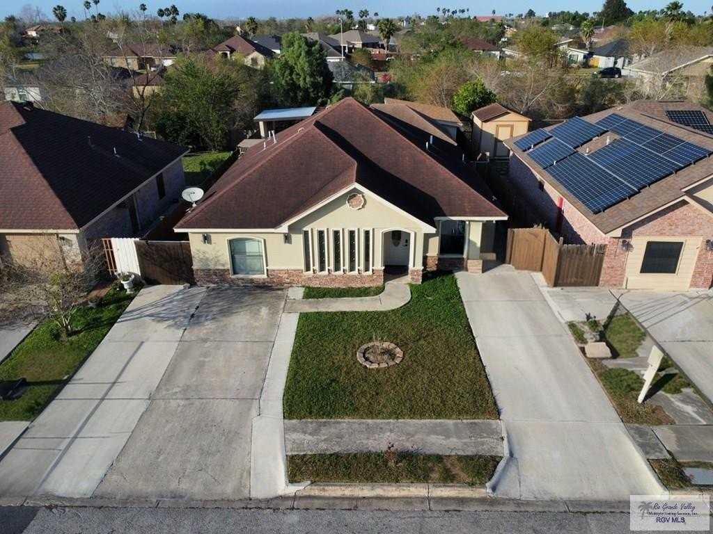 1009 VALLEY RIVER ST - Photo 3 of 27