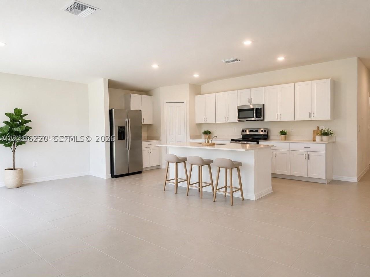 17610 Paradiso Way #17610 - Photo 4 of 12
