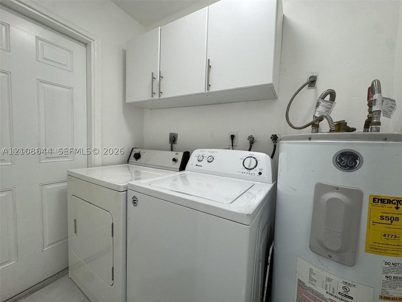 1431 N 14th Way #REAR - Photo 6 of 15