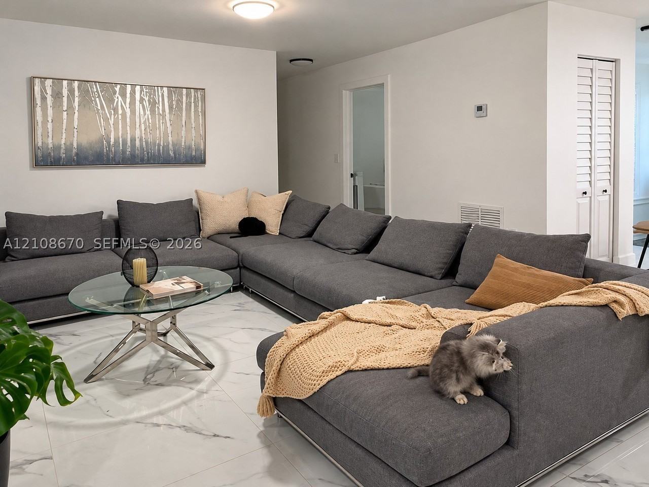 3435 Sw 91st Ave #1 - Photo 5 of 7
