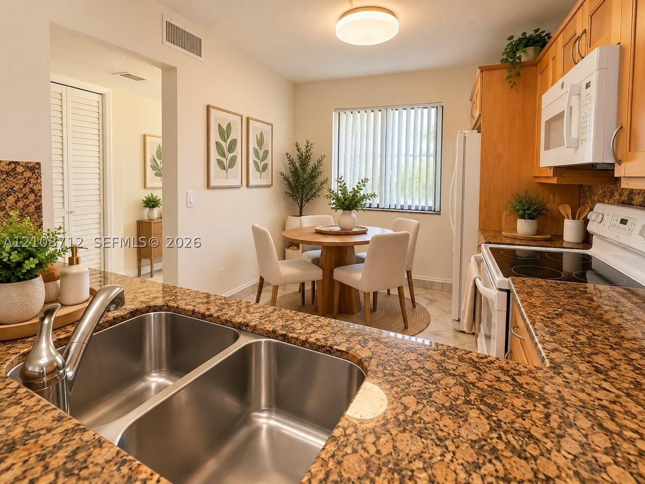 379 Lakeview Dr #205 - Photo 4 of 11