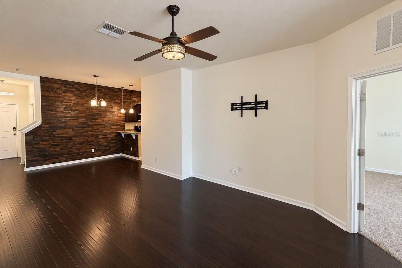 14304 Desert Haven St #3902 - Photo 3 of 26