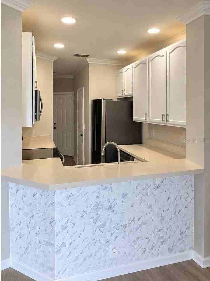 10739 Savannah Wood Dr #207 - Photo 6 of 20