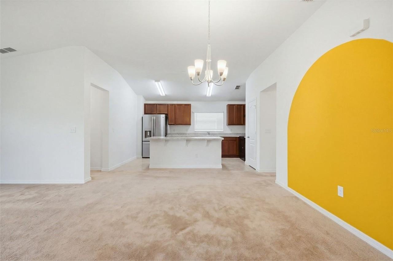 377 Preserve Pointe Blvd - Photo 6 of 27