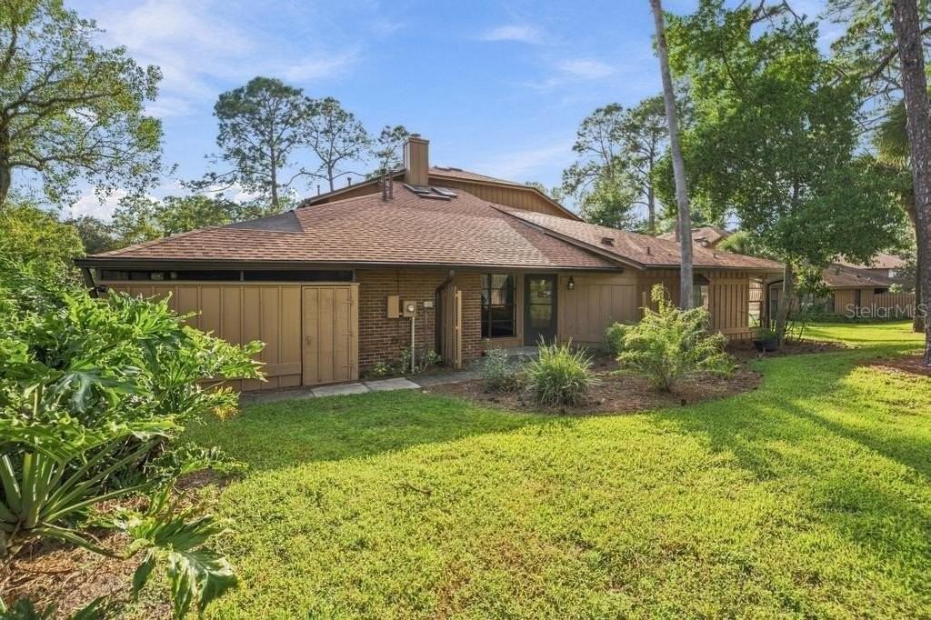 225 Heron Bay Cir - Photo 2 of 44