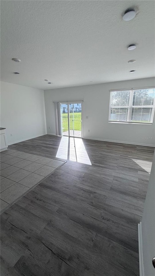 3310 Vesara Dr - Photo 5 of 13