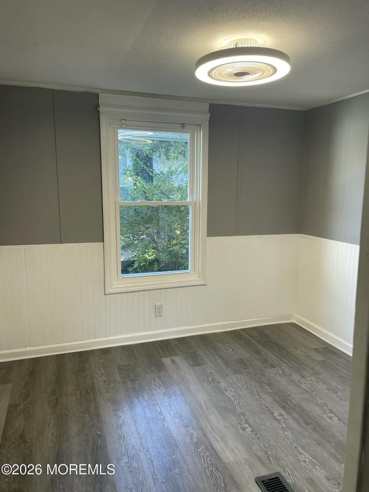 21 Forest Dr - Photo 6 of 11