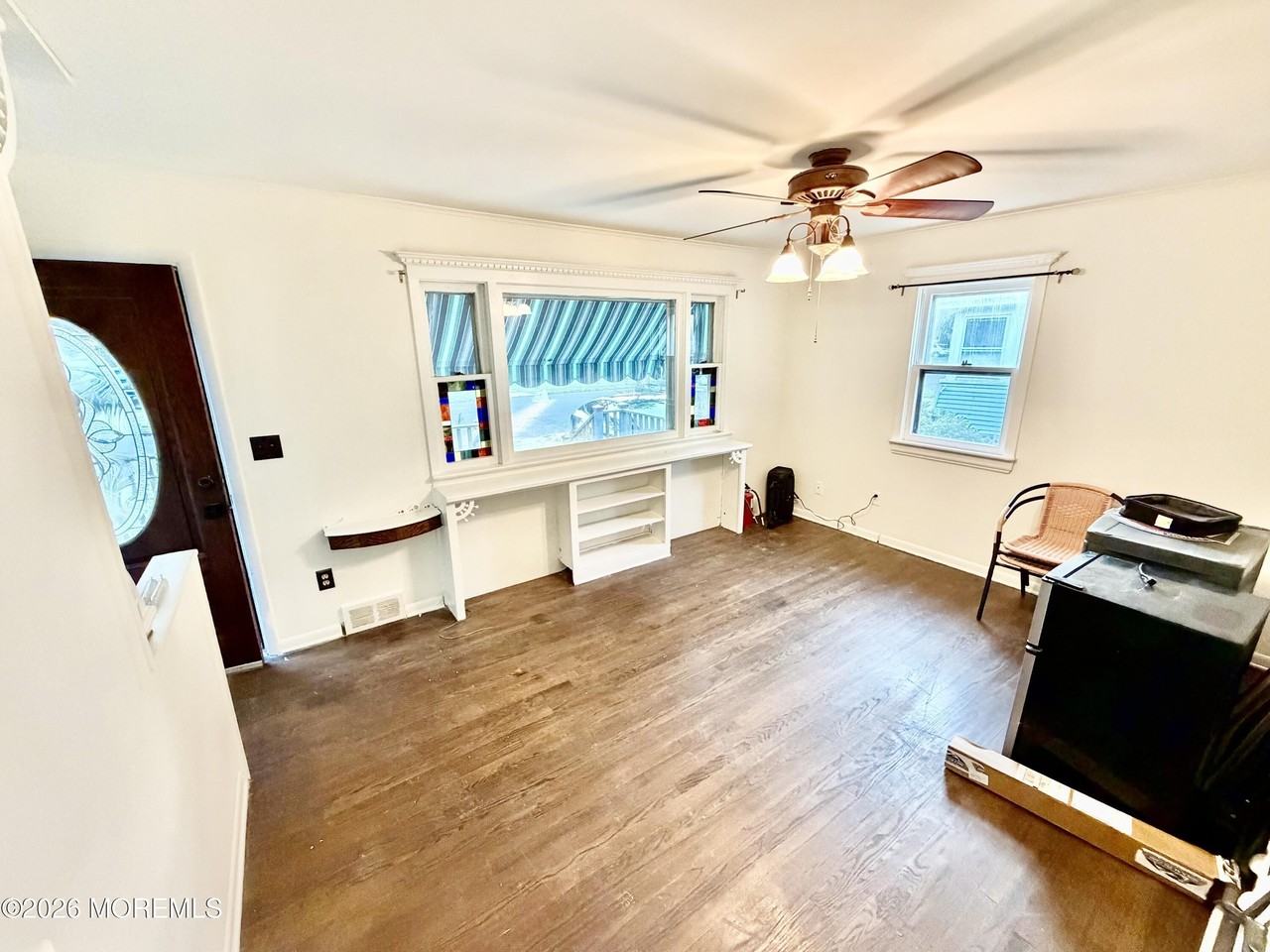15 Woolley Ave - Photo 2 of 8