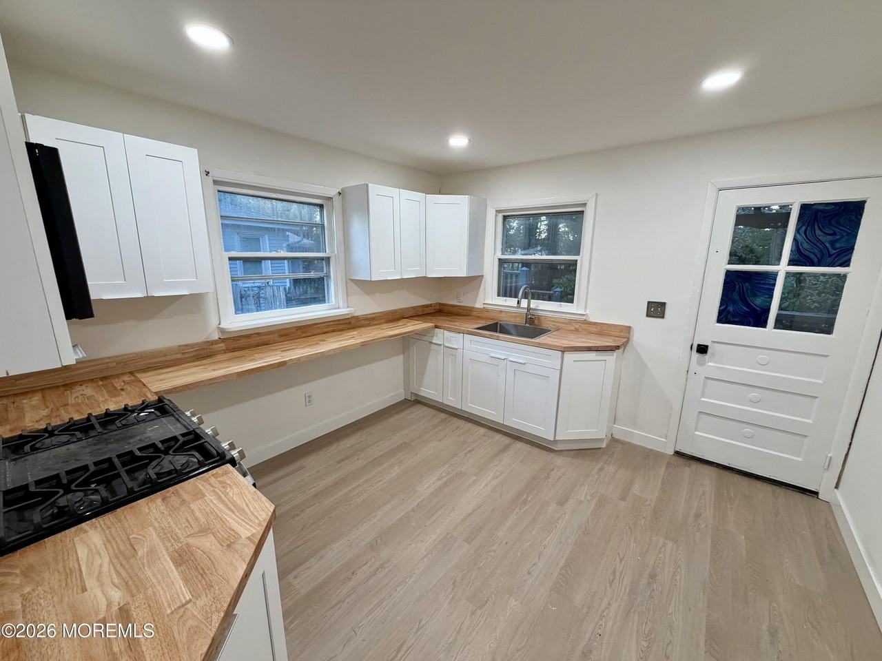 15 Woolley Ave - Photo 4 of 8