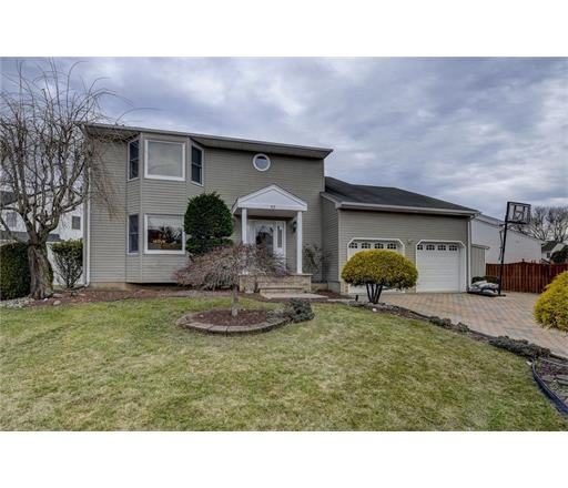 45 Princess Dr - Photo 3 of 26