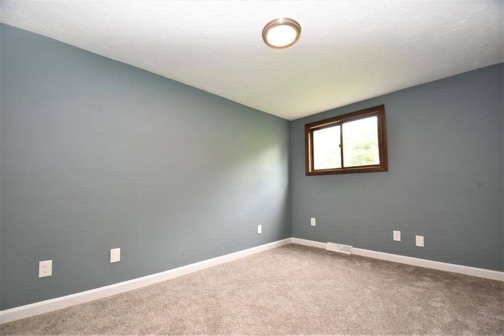 63 Standish St - Photo 6 of 7