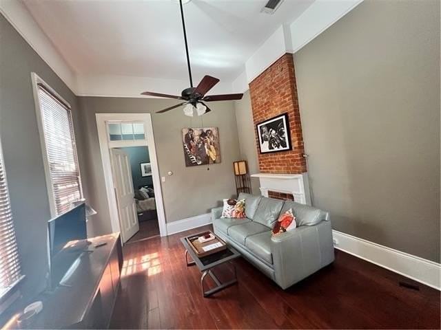2927 Baronne St - Photo 2 of 8